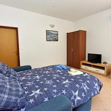 Denis Apartment