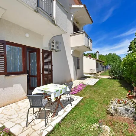 Denis Apartment *